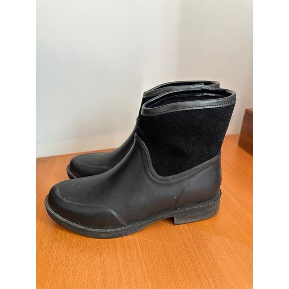 UGG Australia Shoes - UGG Boots women’s size 9 shoes